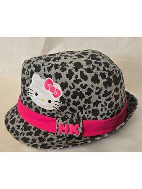 Forever 21 Hello Kitty Pink Bow Beanie Knit Hat NWT RARE Sanrio | Accessories | Forever 2 Hello Kitty Pink Bow Beanie  main image 4